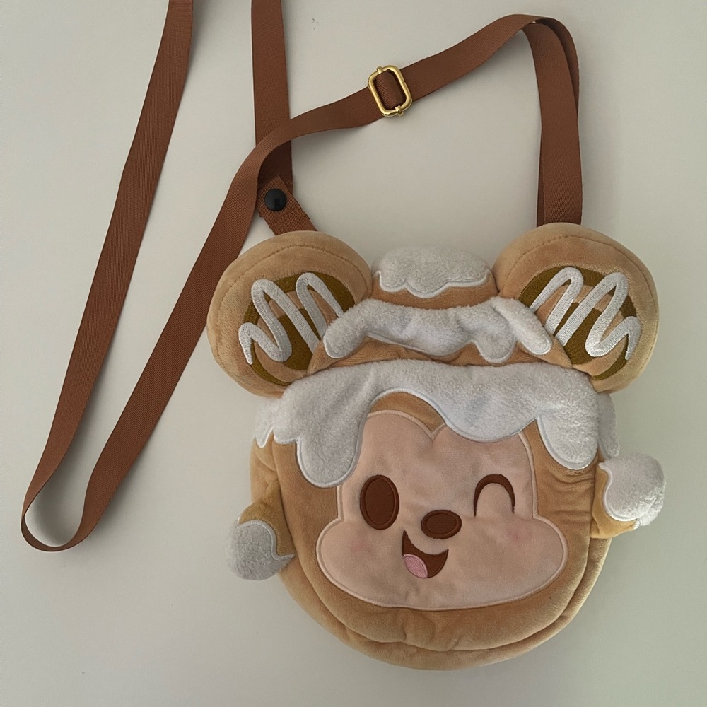 Disney munchlings crossbody Bag